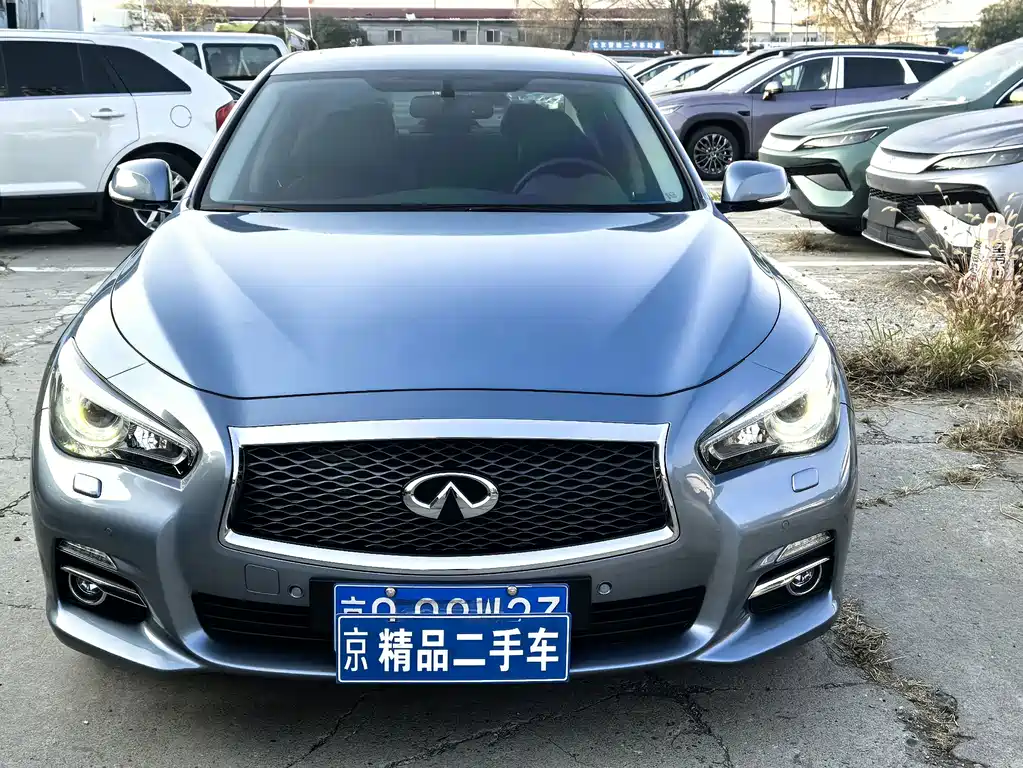 Infiniti Q50