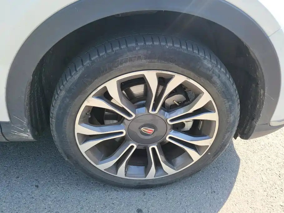 Hongqi Hongqi HS5 — миниатюра 6