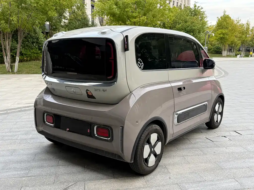 Baojun KiWi EV — миниатюра 4
