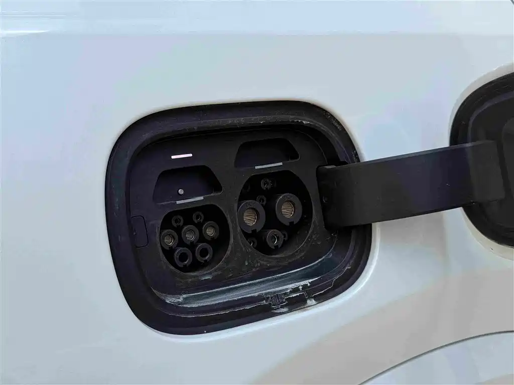 Li Auto Li L9 — миниатюра 20