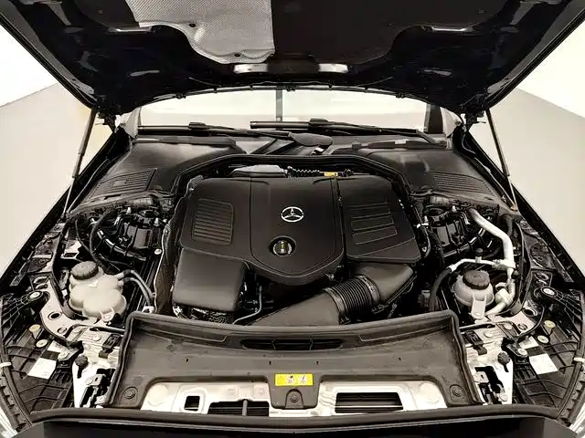 Mercedes-Benz C-Class — миниатюра 17
