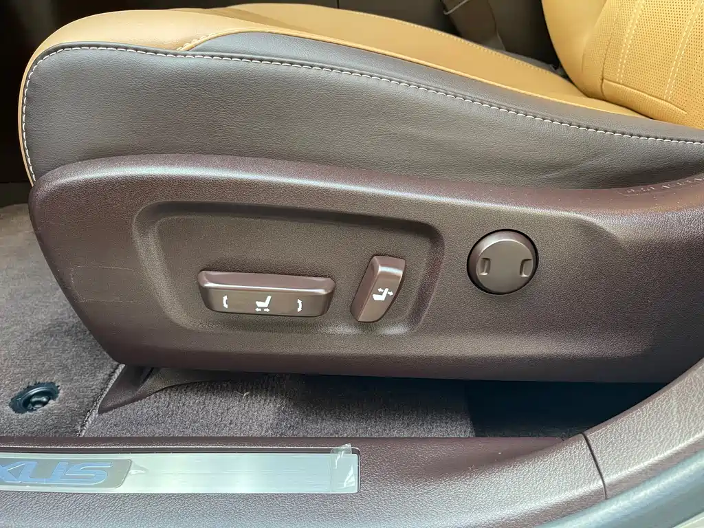 Lexus RX — фотографии объявления, Фото 17
