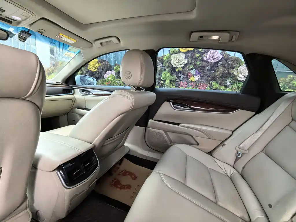 Cadillac XTS — миниатюра 15