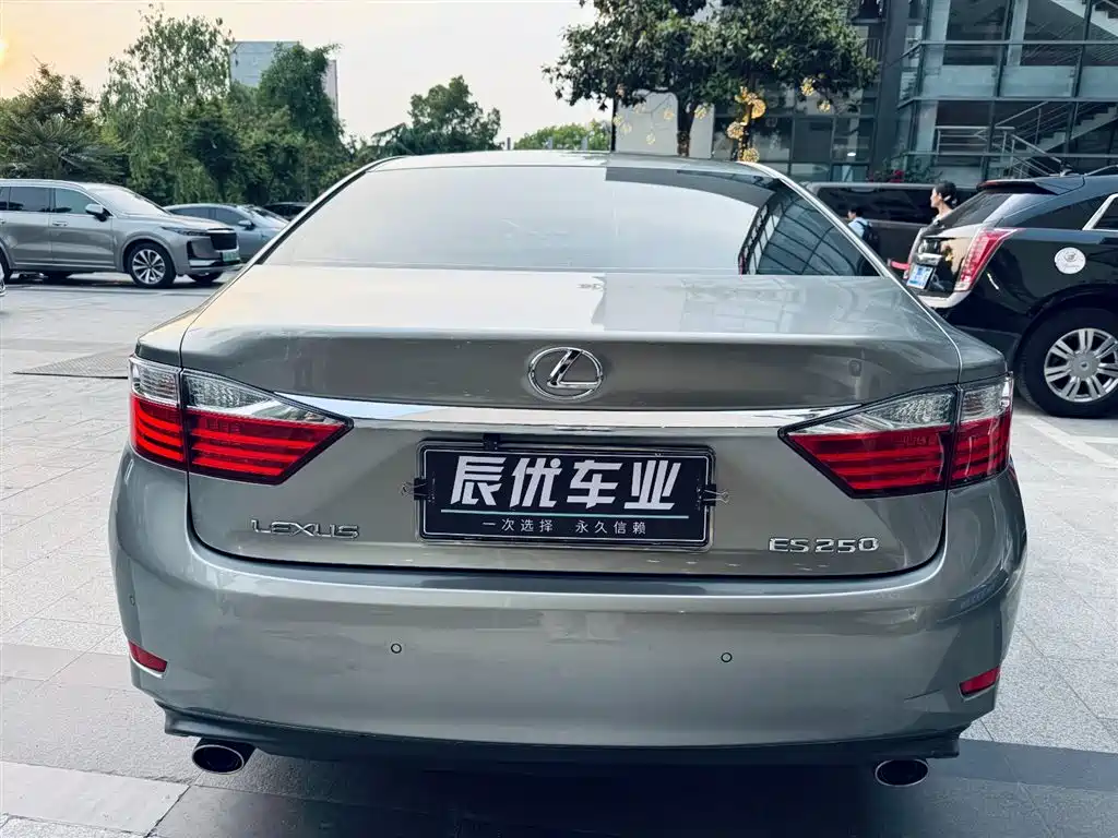 Lexus ES 2014 250 Elite