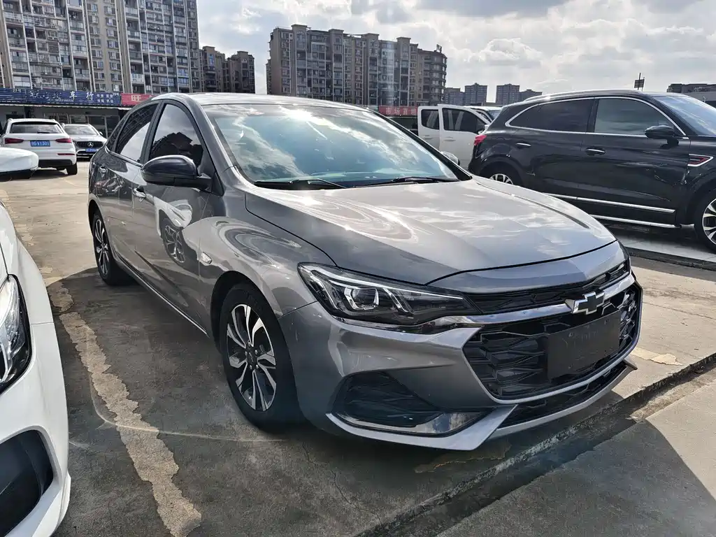 CHEVROLET CRUZE