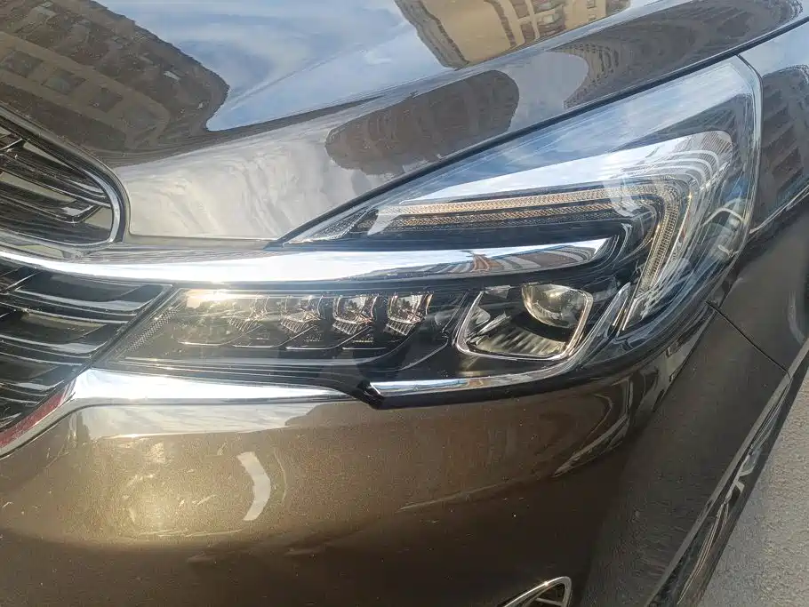 Buick GL8 — миниатюра 4