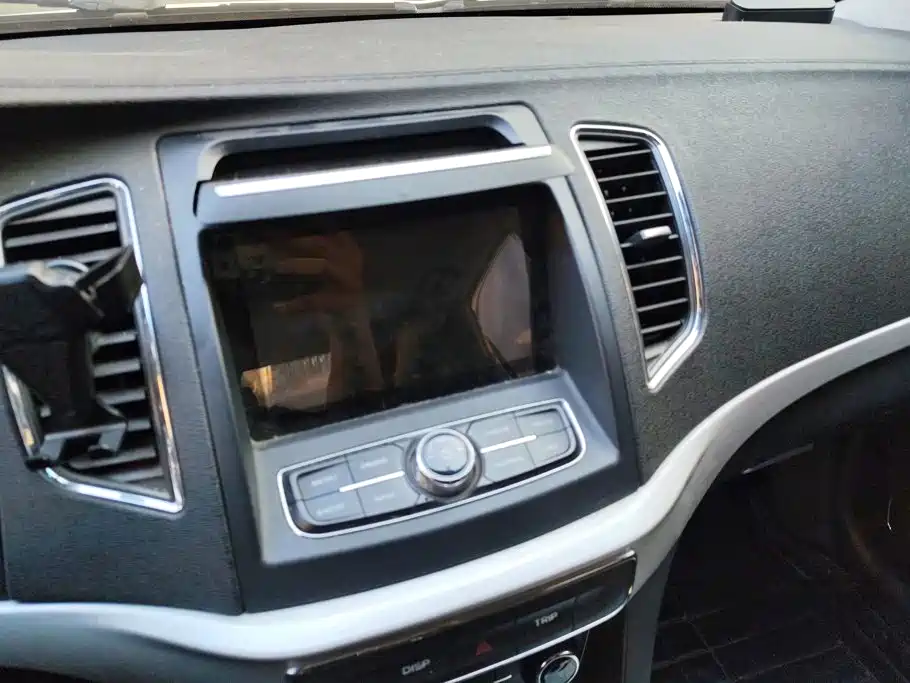 Geely Vision — миниатюра 13