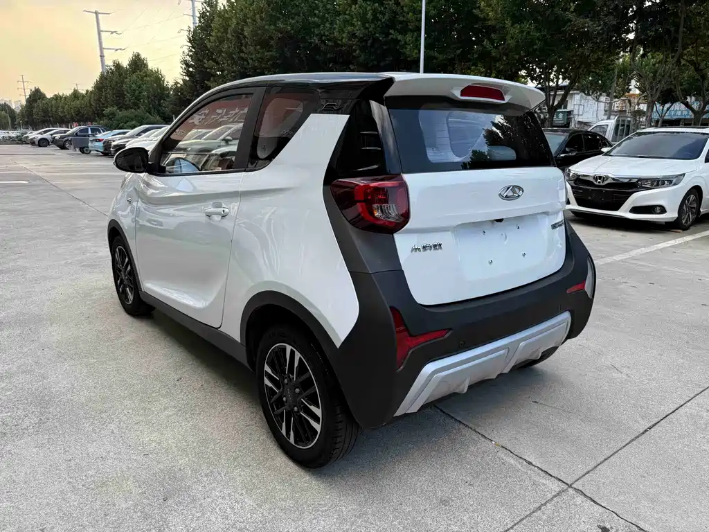 奇瑞QQ Little Ant — миниатюра 6