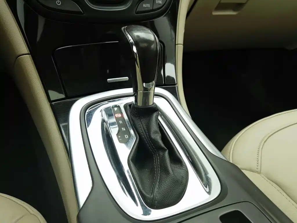 Buick Regal — миниатюра 13