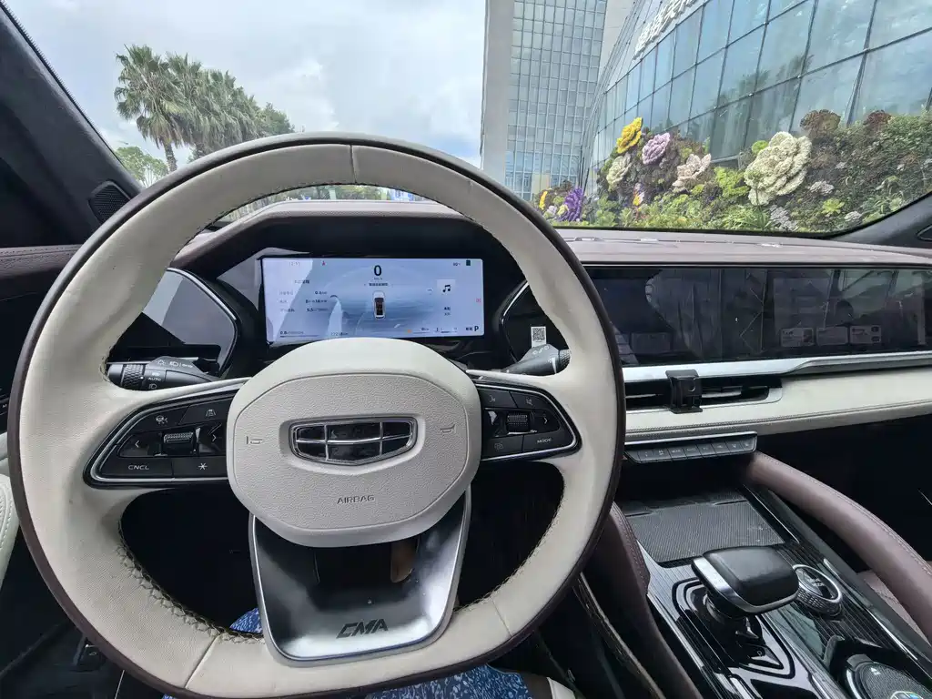 Geely Xingyue L — миниатюра 15