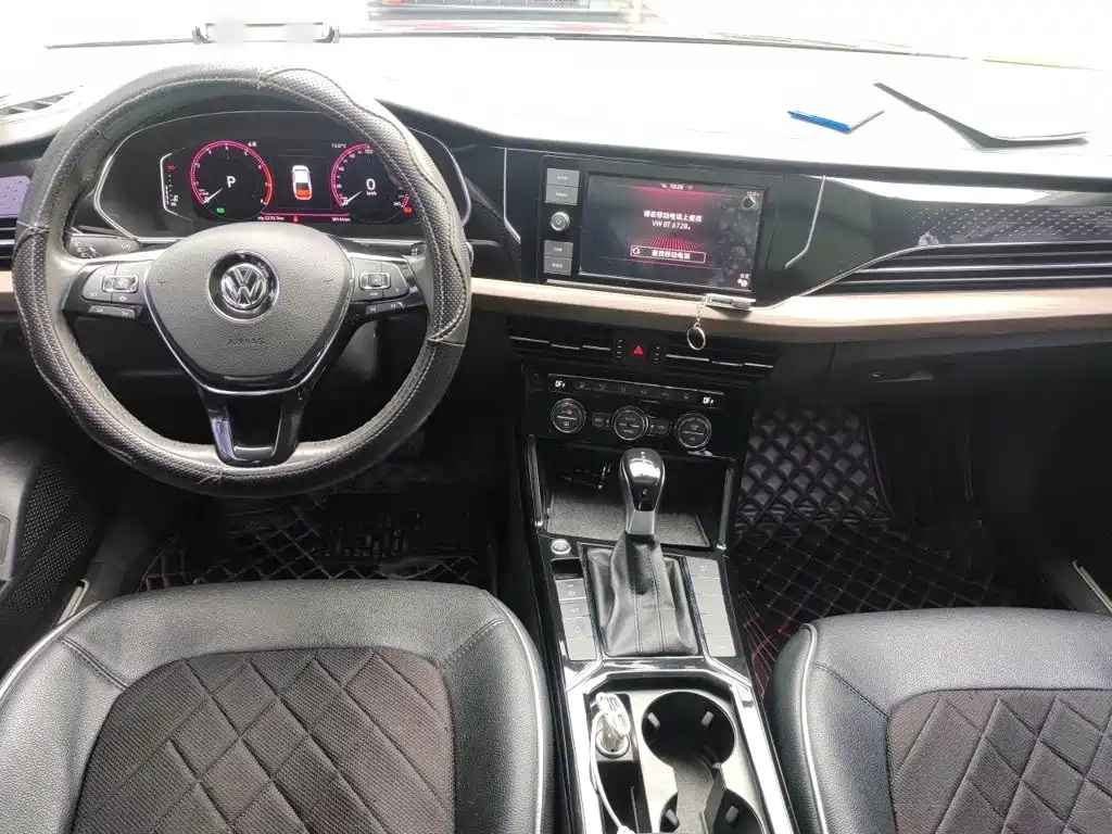 Volkswagen Passat — миниатюра 10