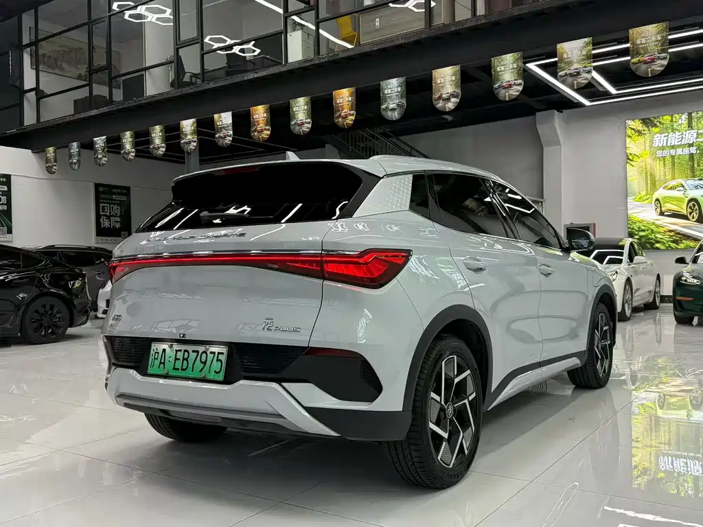 BYD Yuan Plus — миниатюра 11