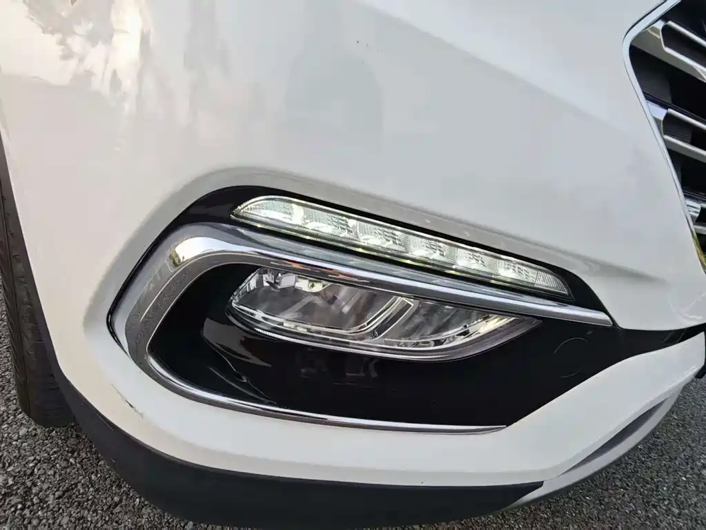 Hyundai Santa Fe — миниатюра 13