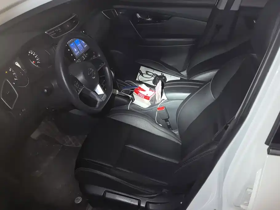 Nissan Qashqai — миниатюра 9
