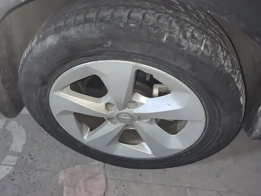 Nissan Qashqai — миниатюра 6