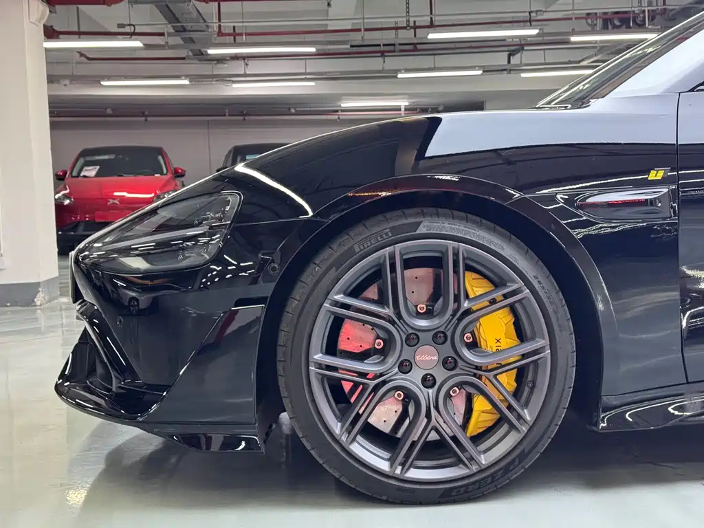 XIAOMI CAR XIAOMI SU7 ULTRA