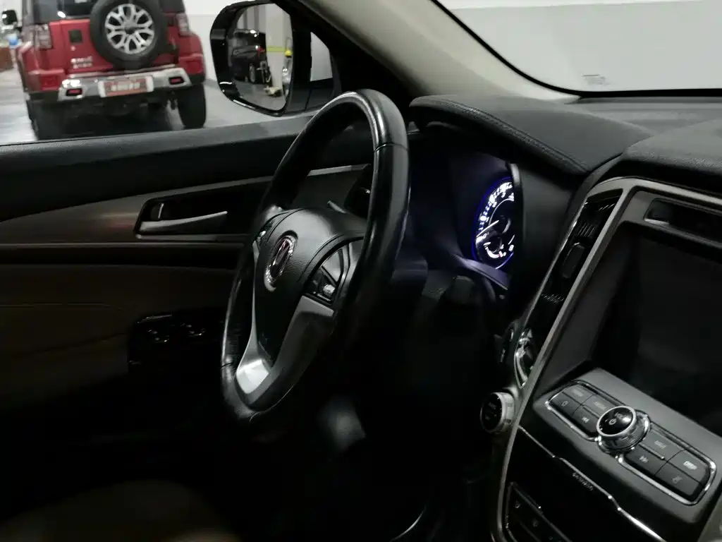 Changan CS95 — миниатюра 22