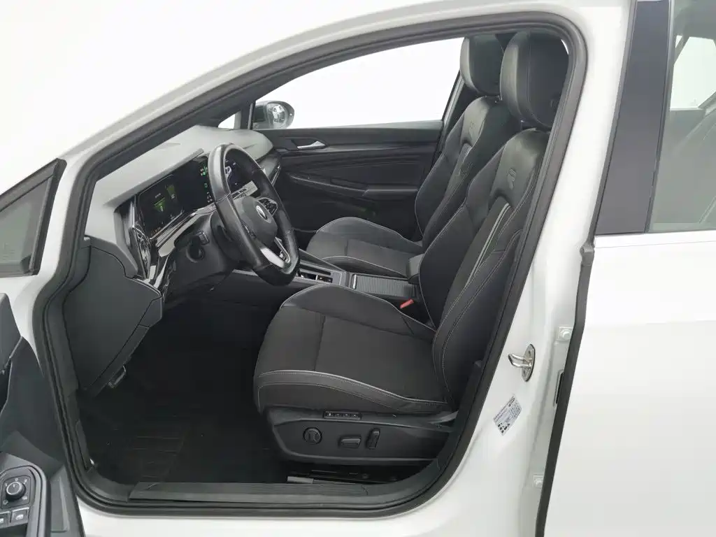 Volkswagen Golf — миниатюра 10