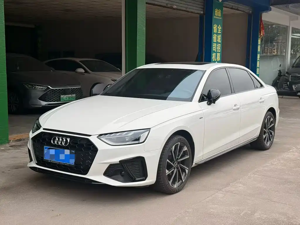 Audi A4L 2023 40 TFSI Luxury