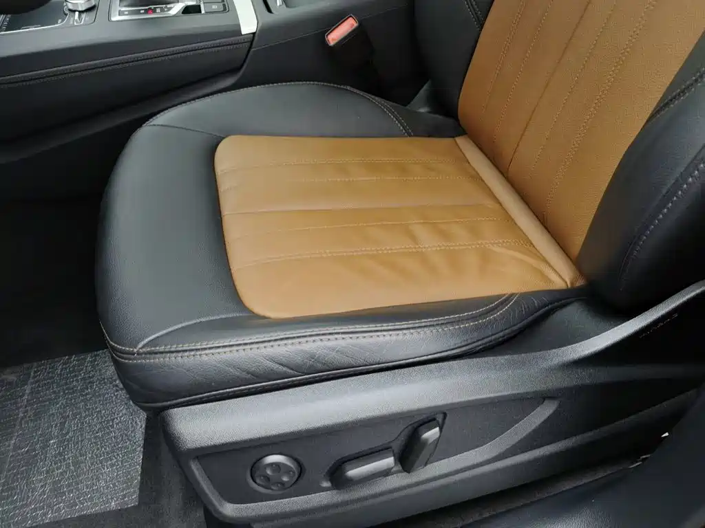 Audi Q5L — миниатюра 20