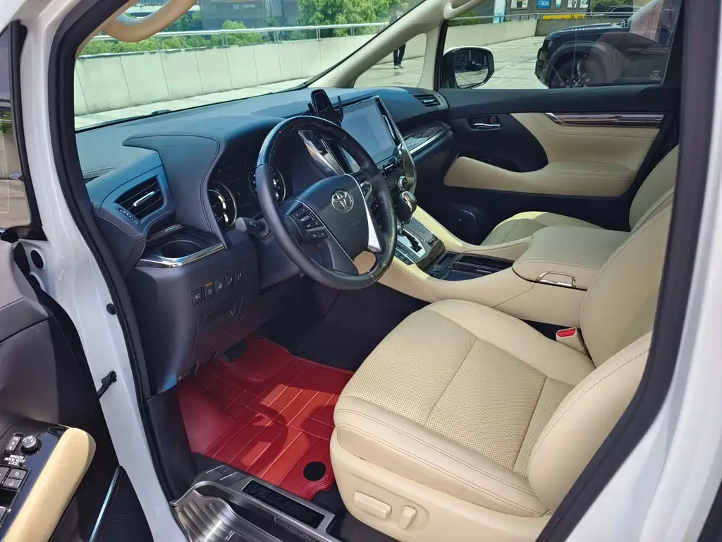 Toyota Vellfire 2023 2.5L HV