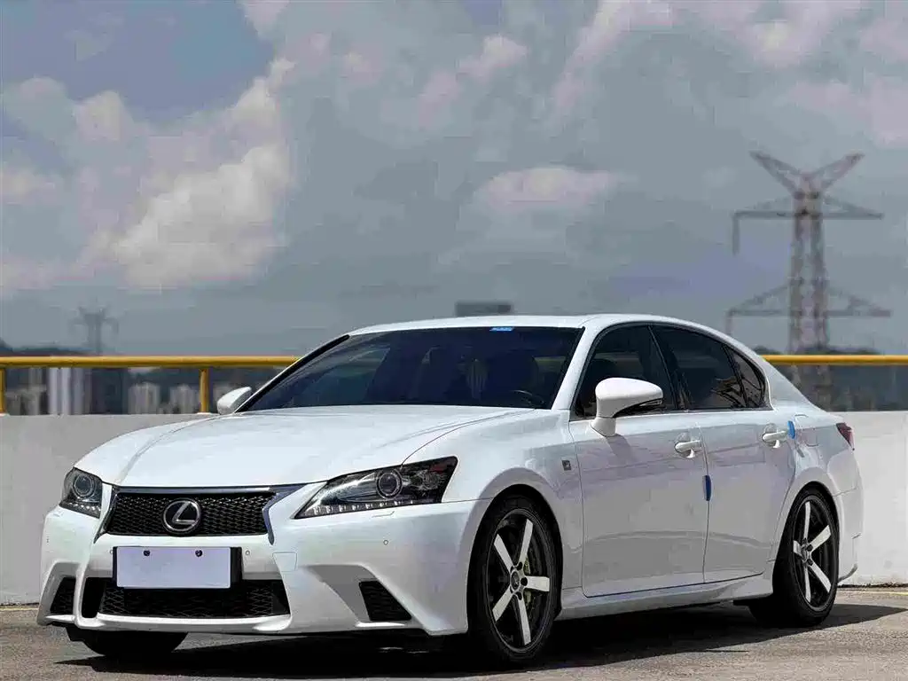 Lexus GS