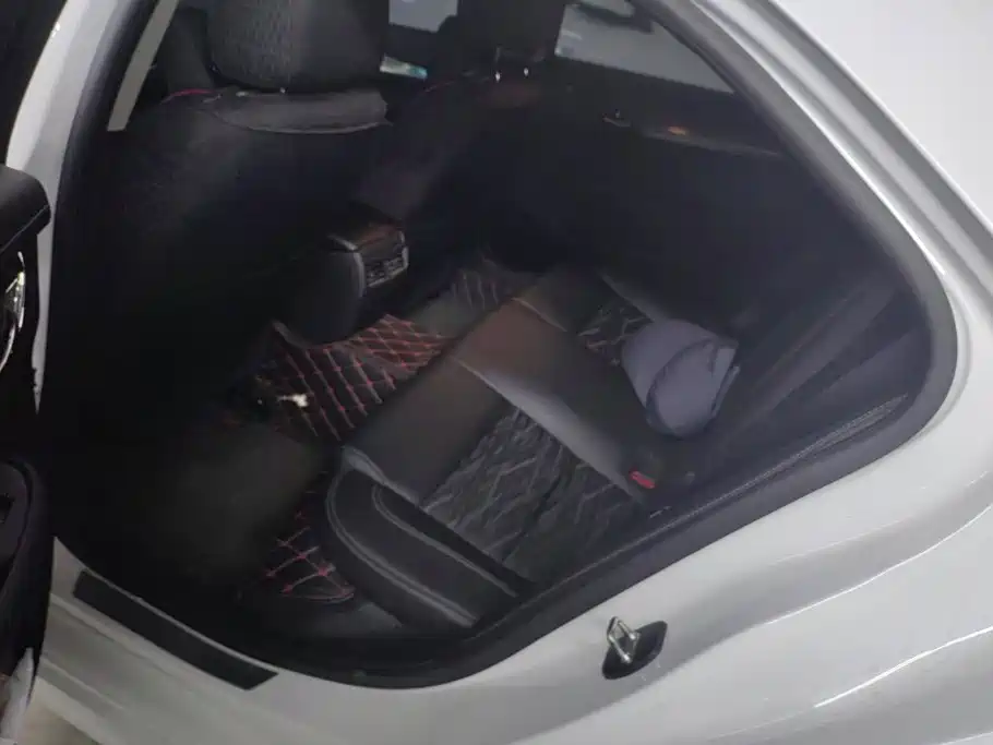Cadillac ATS-L — миниатюра 11