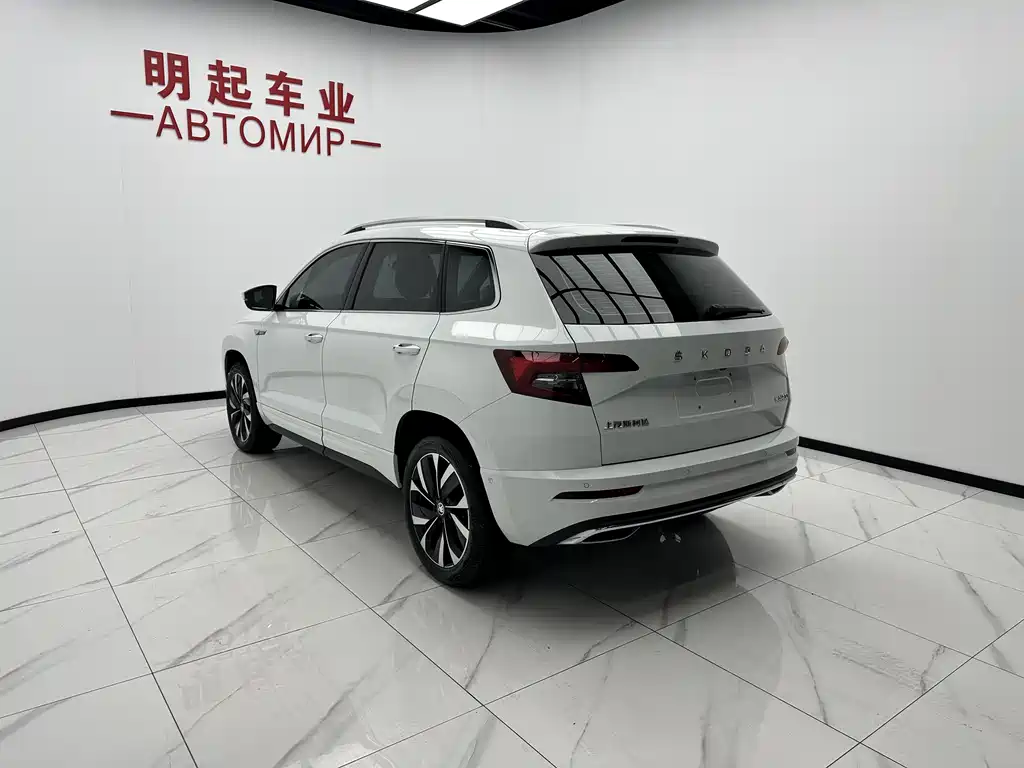 Skoda Karoq 2023 TSI280