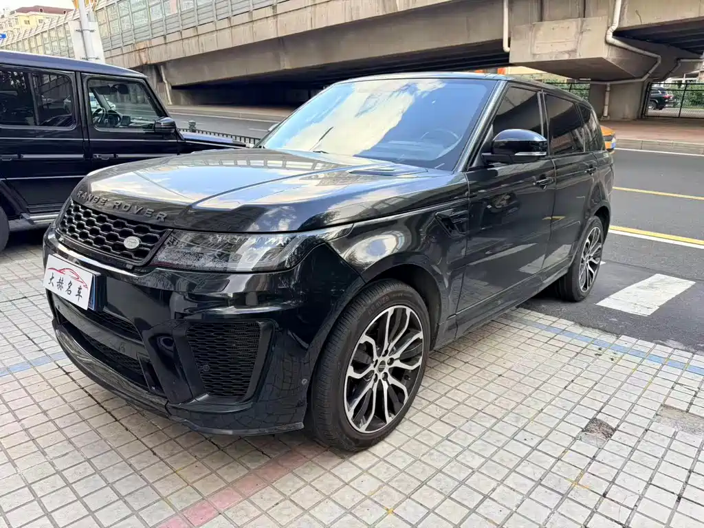 Land Rover Sport
