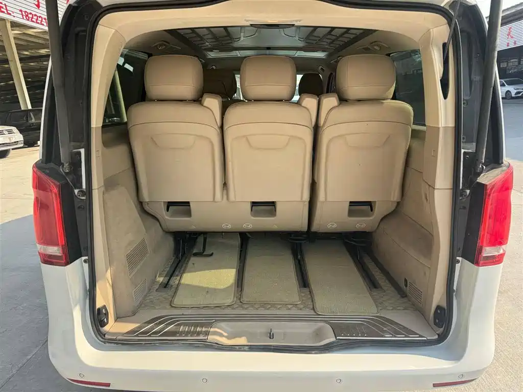 MERCEDES-BENZ V CLASS