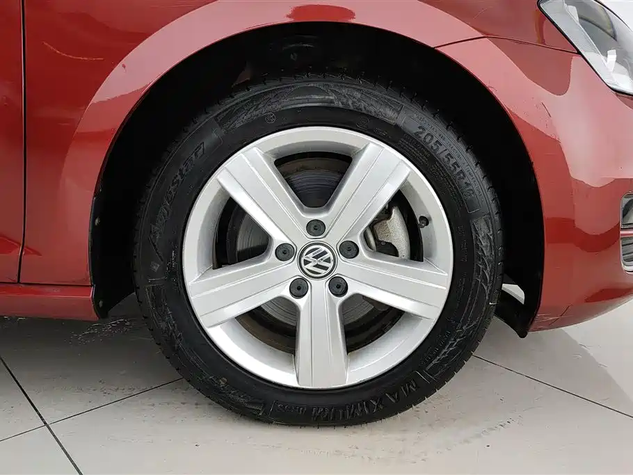 Volkswagen Golf 2014 1.4TSI AT Luxury