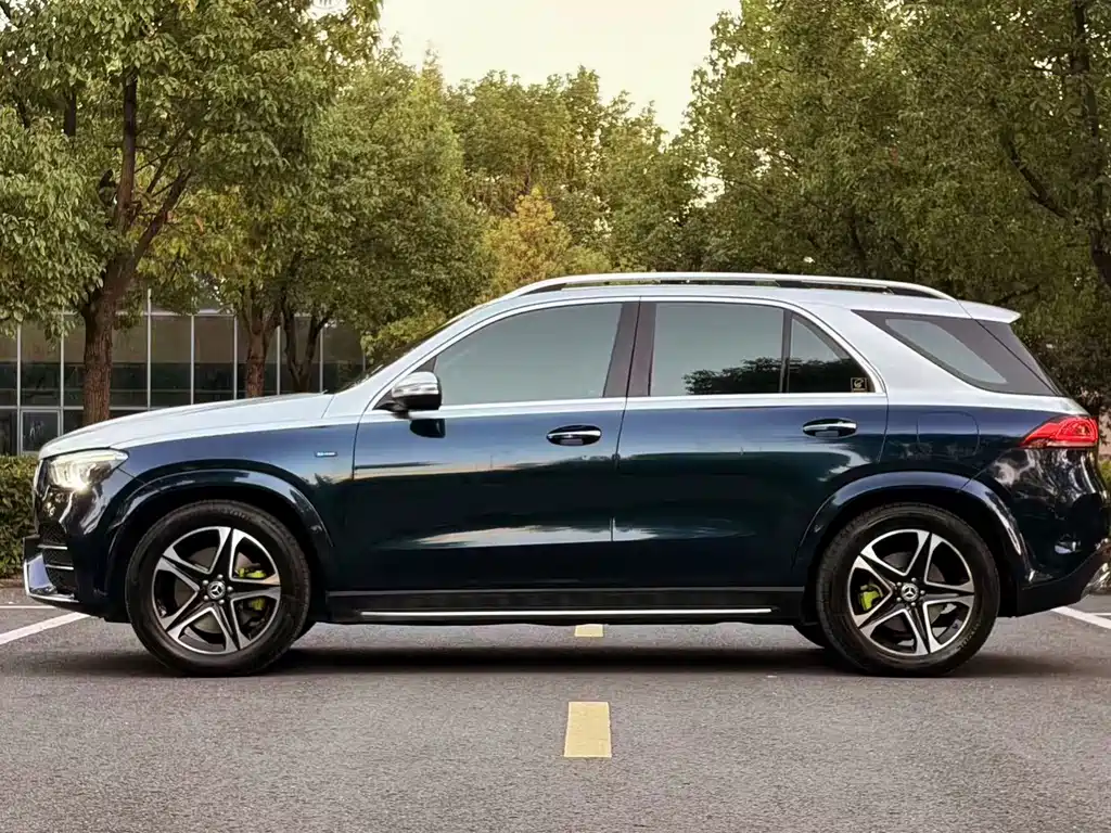 Mercedes-Benz GLE New Energy — миниатюра 8