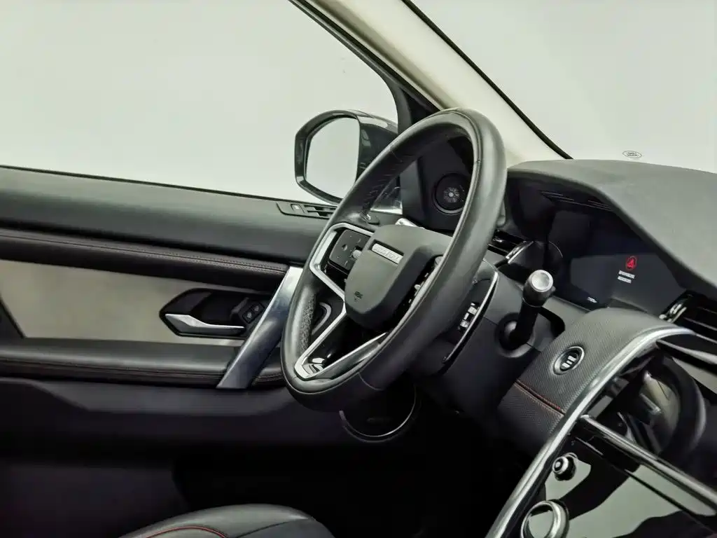 Land Rover Discovery Sport — миниатюра 22