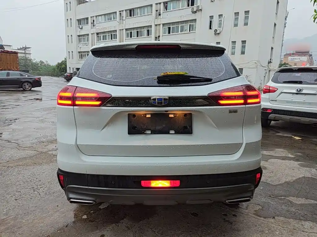 Geely Boyue — миниатюра 6