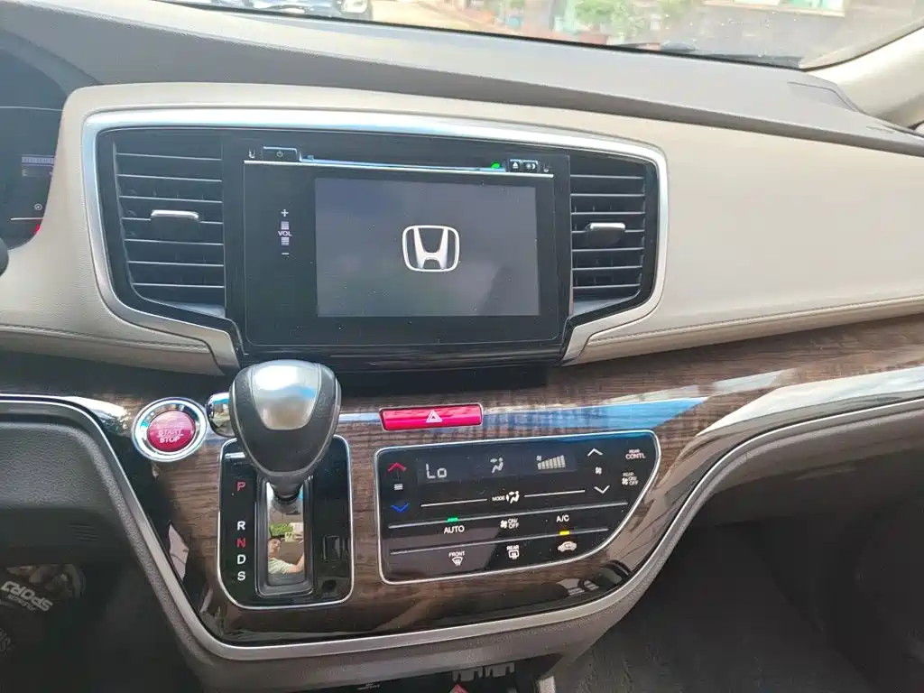 Honda Odyssey 2017 2.4L Luxury