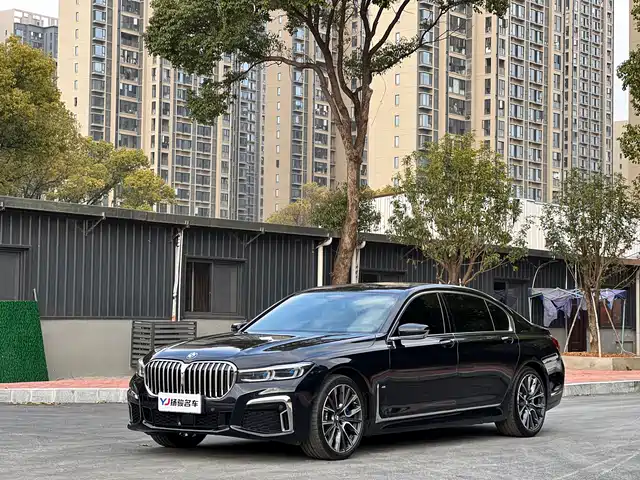 BMW 7 SERIES
