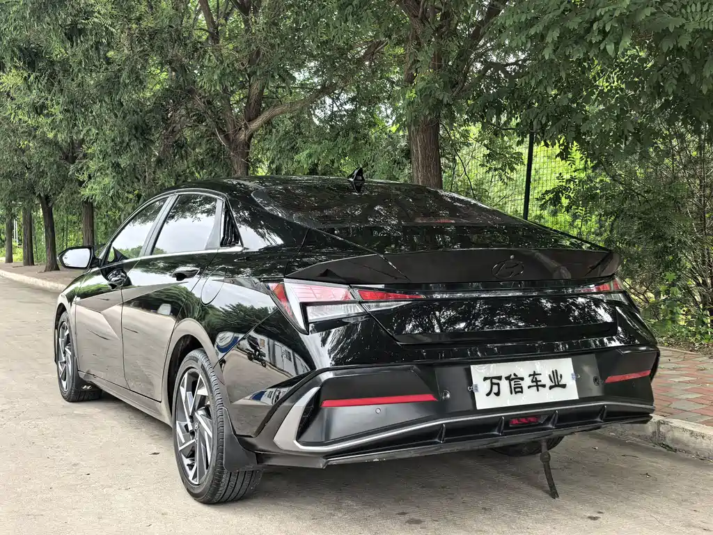 Hyundai Elantra 2023 1.5L CVT GLX Elite