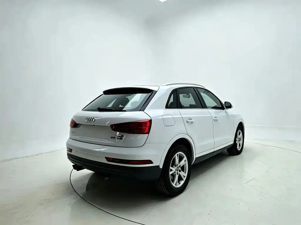 Audi Q3 — миниатюра 7