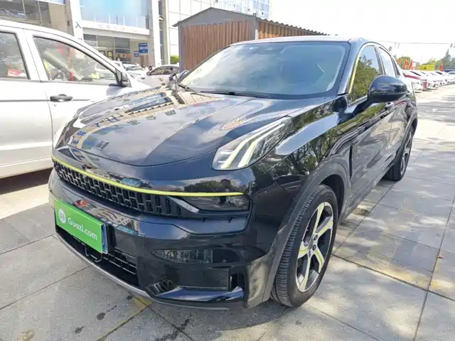 Lynk & Co 05
