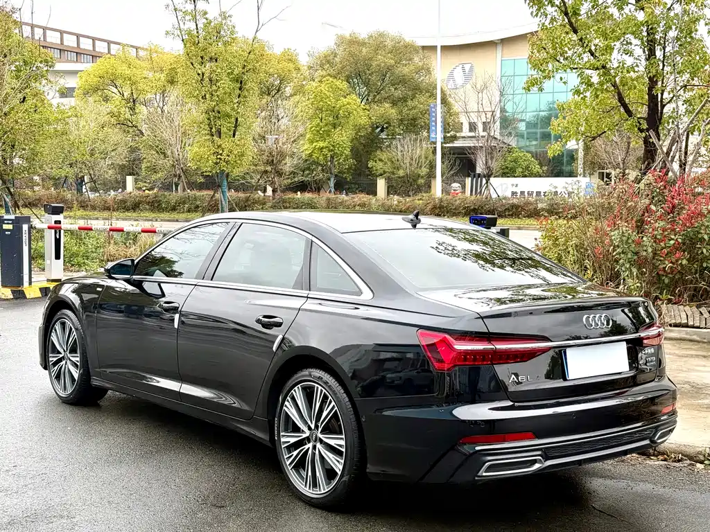 Audi A6L 2022 45 TFSI quattro