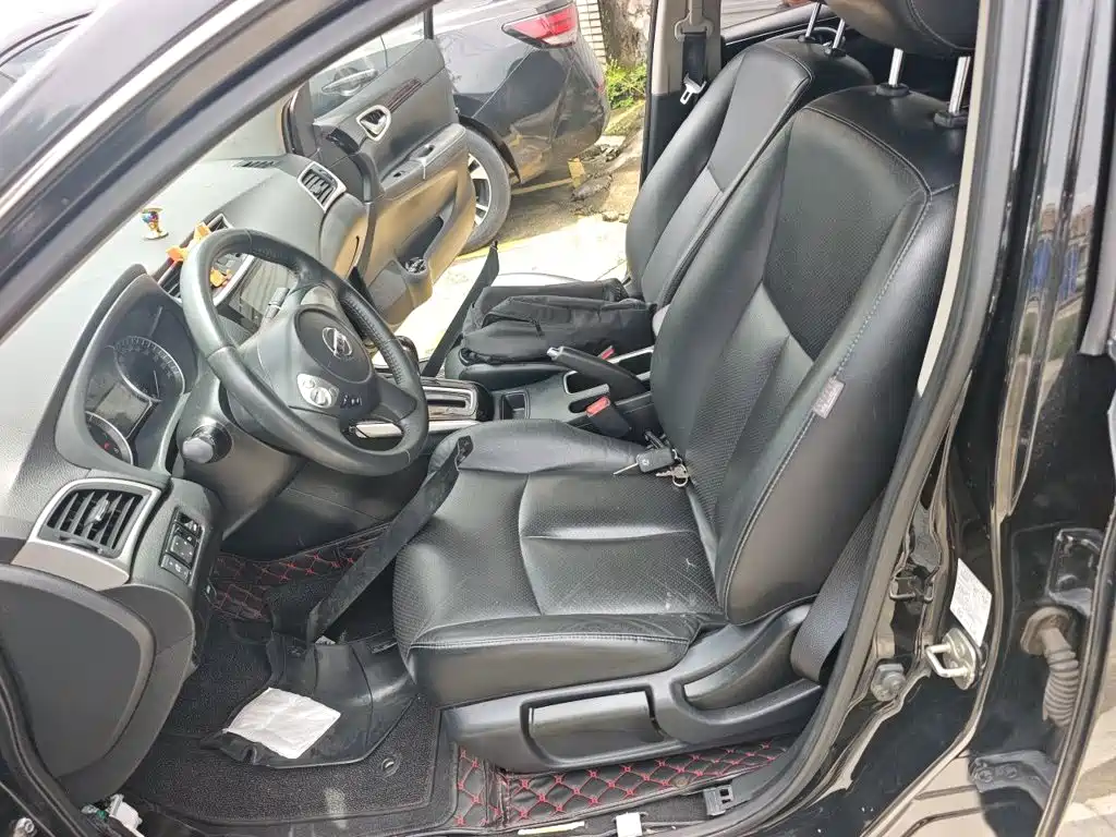Nissan Sylphy — миниатюра 11
