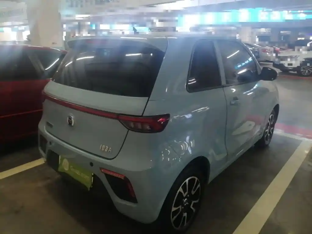 Xinri 华晨新日i03A — миниатюра 7