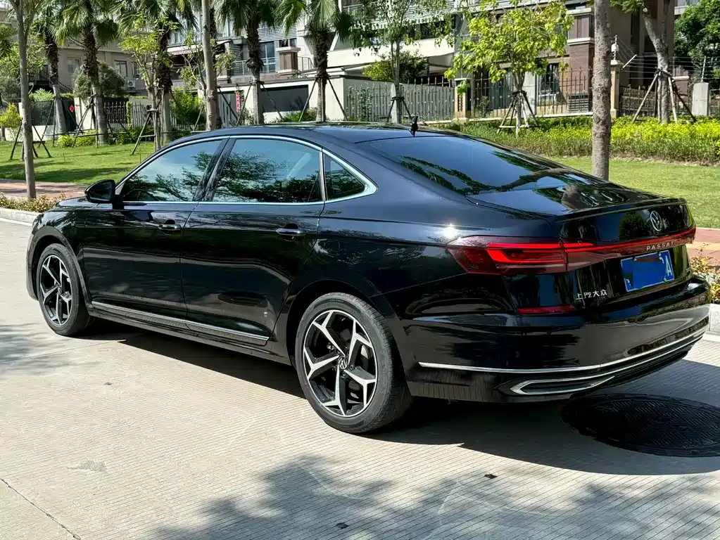 Volkswagen Passat — миниатюра 6