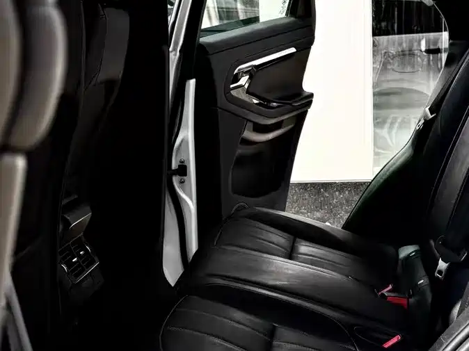Land Rover Evoque — миниатюра 7