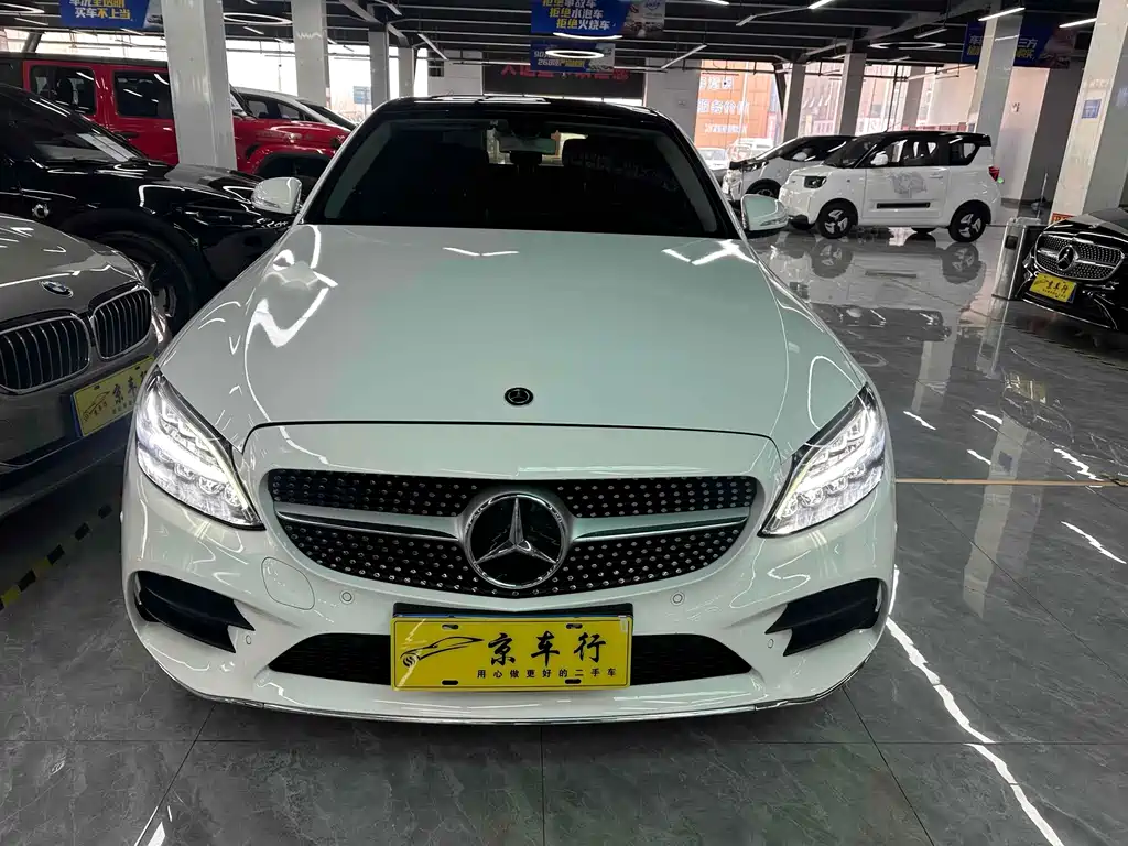 Mercedes-Benz C-Class — миниатюра 2
