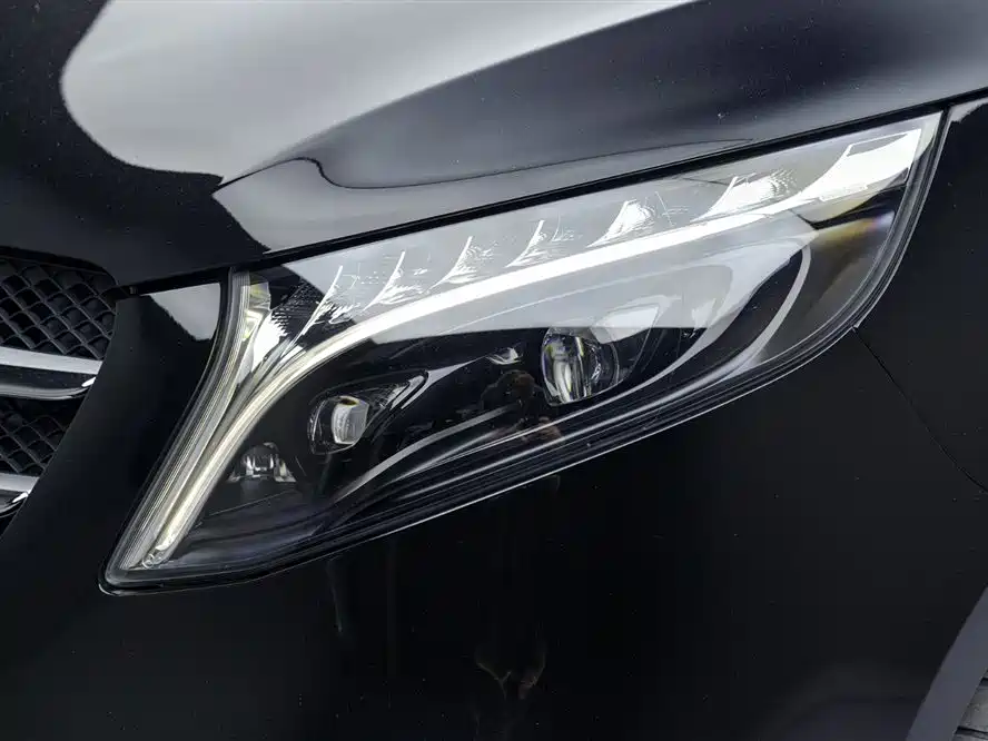Mercedes-Benz V-Class V 2022 V 260