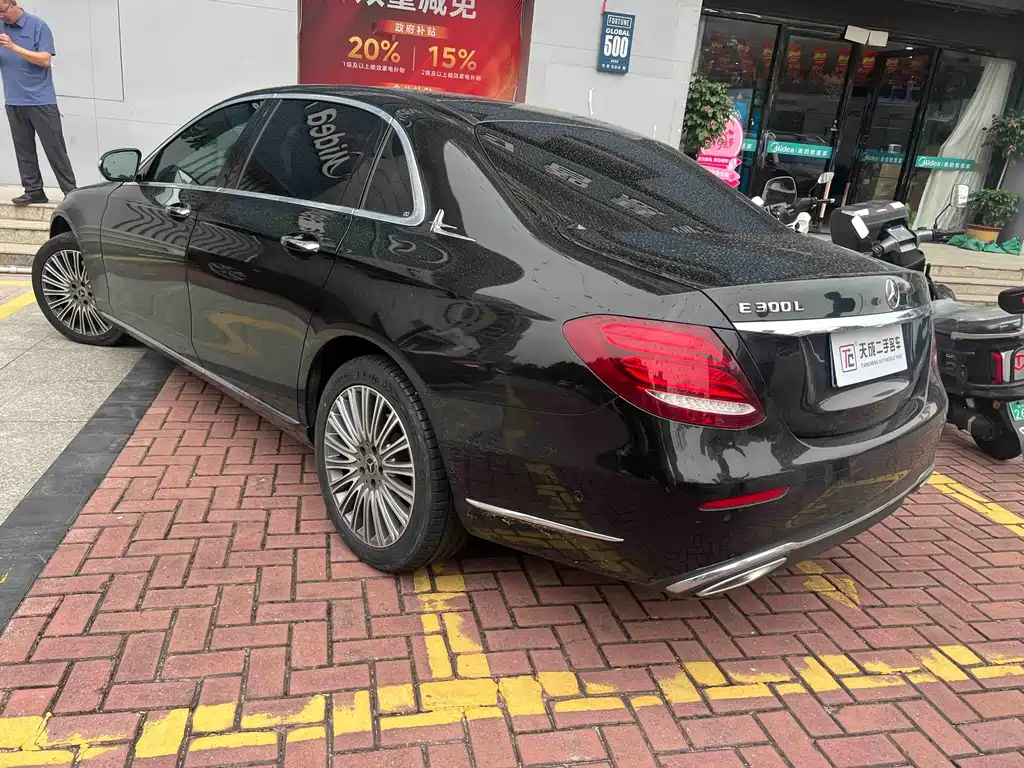 Mercedes-Benz E-Class E 2020 E 300 L Fashion
