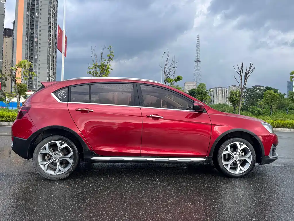 Geely Vision S1 — миниатюра 3