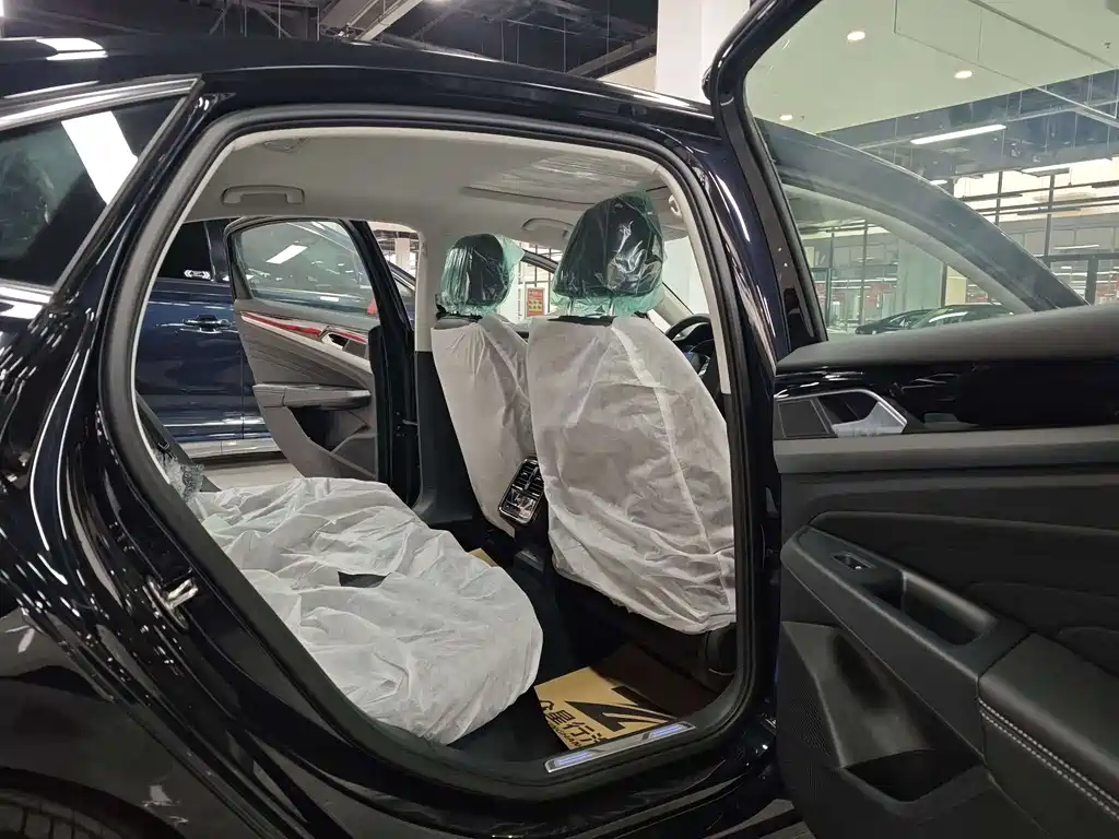 Volkswagen Passat 2025 430PHEV