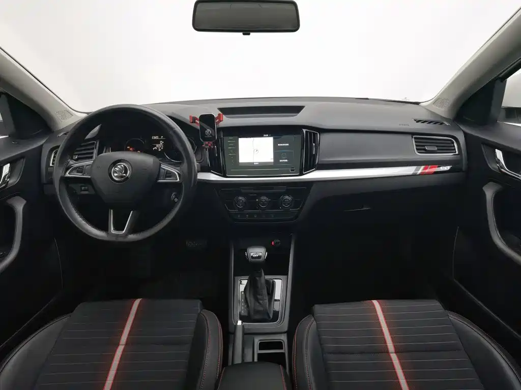 Skoda Kamiq — миниатюра 5